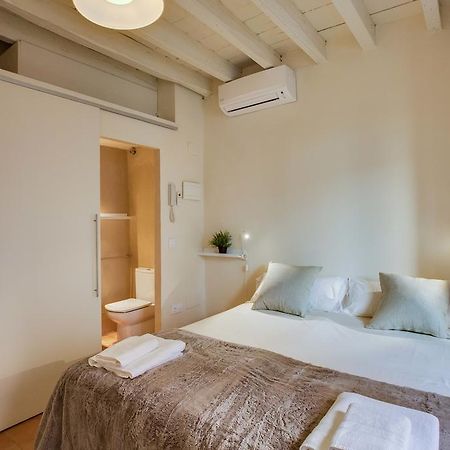Flateli Ballesteries Girona Luaran gambar